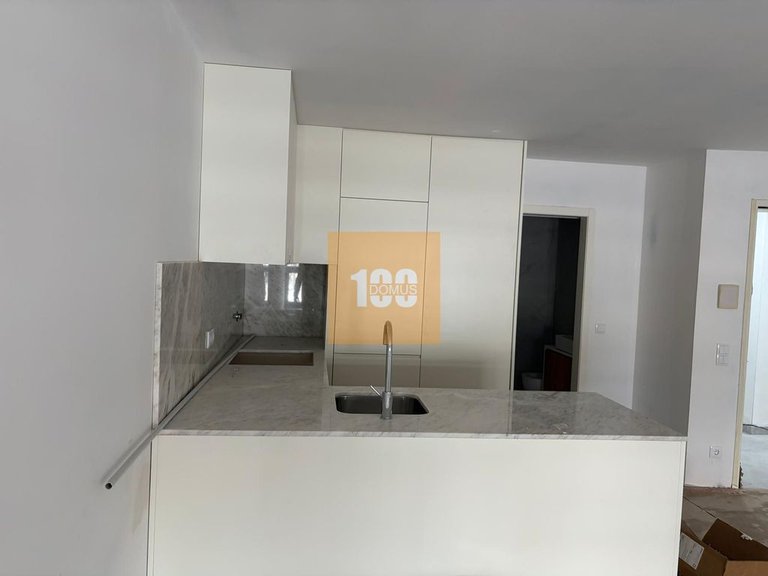Apartment for Sale in Lordelo Do Ouro E Massarelos, Porto 15