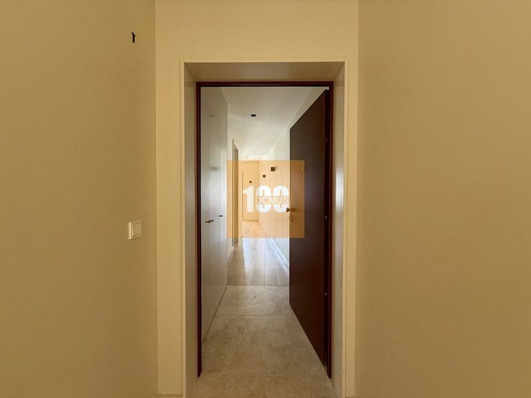 Apartment for Sale in Cedofeita, Santo Ildefonso, Sé, Miragaia, São Nicolau E Vitória, Porto 2
