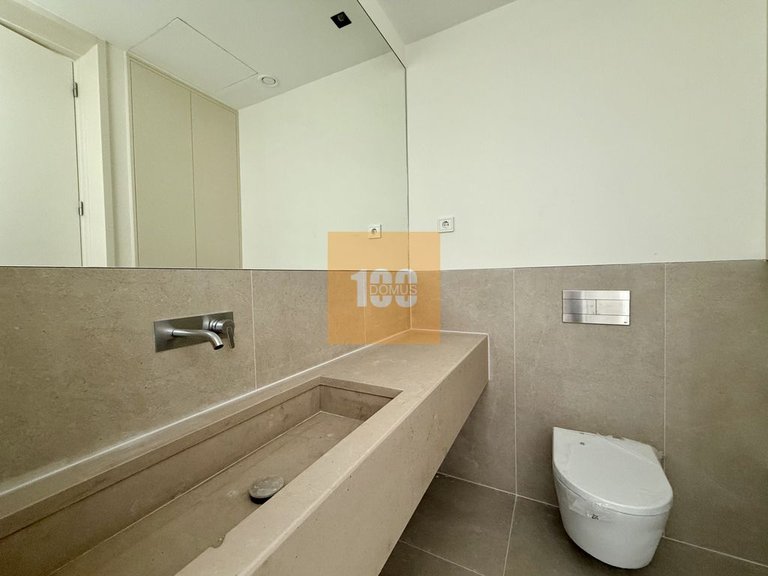 Apartment for Sale in Cedofeita, Santo Ildefonso, Sé, Miragaia, São Nicolau E Vitória, Porto 4