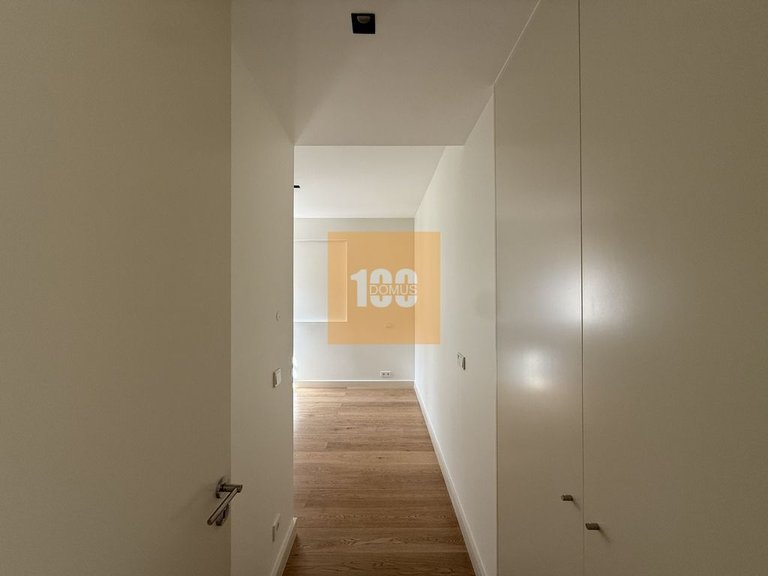 Apartment for Sale in Cedofeita, Santo Ildefonso, Sé, Miragaia, São Nicolau E Vitória, Porto 6