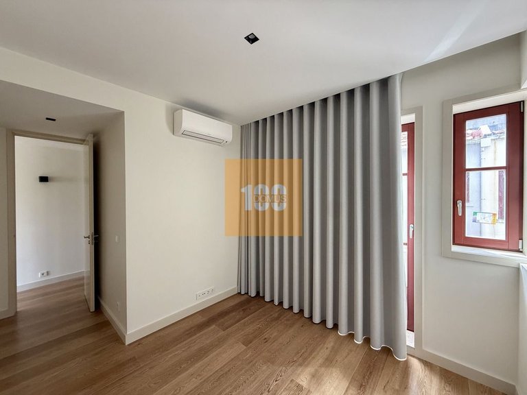Apartment for Sale in Cedofeita, Santo Ildefonso, Sé, Miragaia, São Nicolau E Vitória, Porto 8