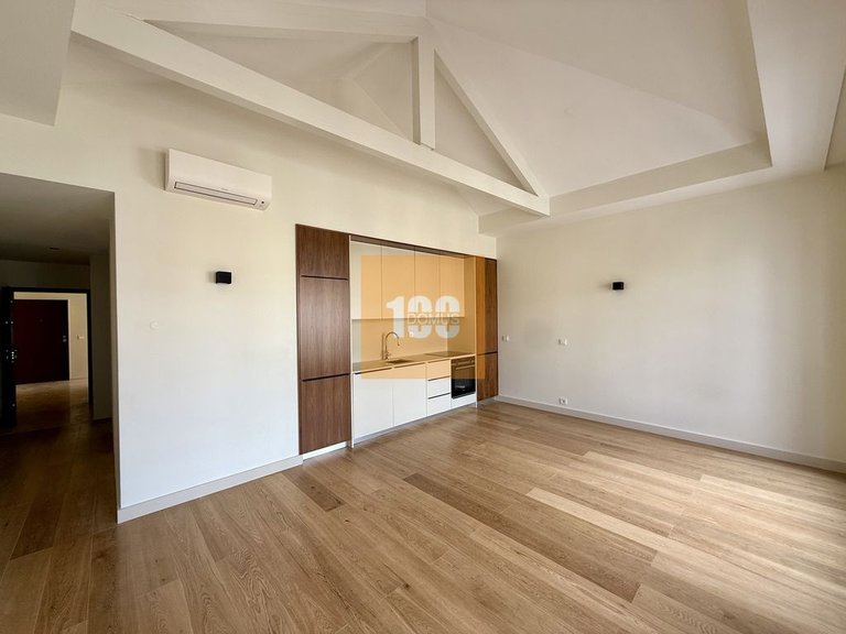 Apartment for Sale in Cedofeita, Santo Ildefonso, Sé, Miragaia, São Nicolau E Vitória, Porto 16