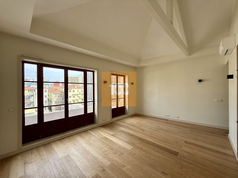 Apartment for Sale in Cedofeita, Santo Ildefonso, Sé, Miragaia, São Nicolau E Vitória, Porto 20
