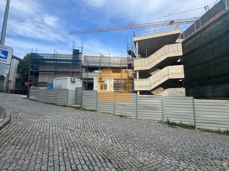 Apartment for Sale in Lordelo Do Ouro E Massarelos, Porto 31