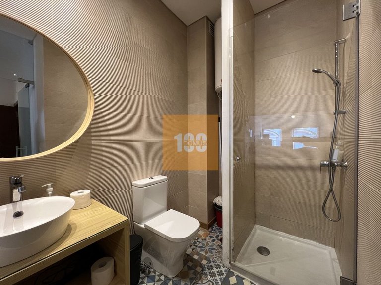 Apartment for Sale in Cedofeita, Santo Ildefonso, Sé, Miragaia, São Nicolau E Vitória, Porto 7