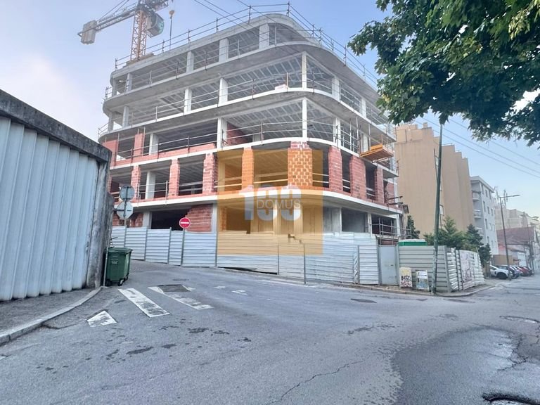 Apartment for Sale in Mafamude, Porto 27