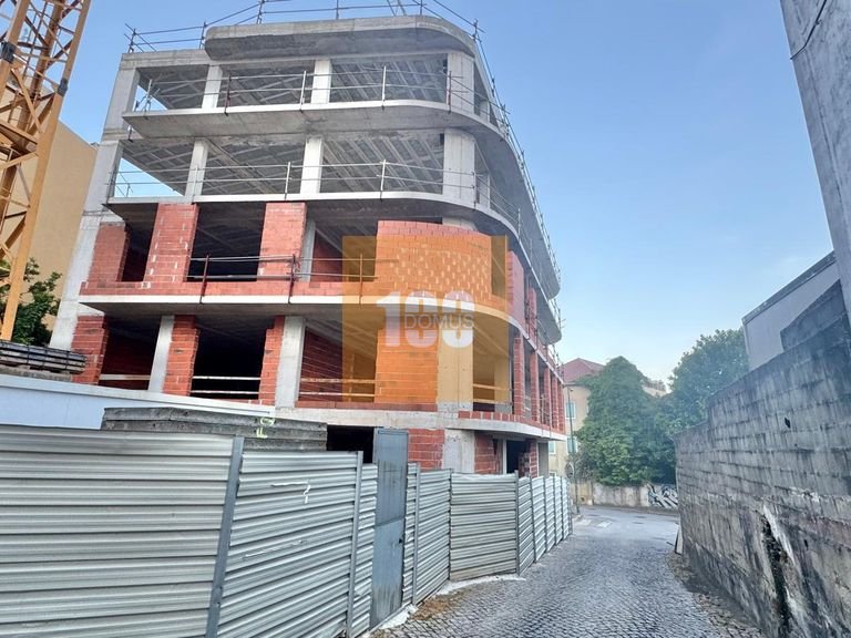 Apartment for Sale in Mafamude, Porto 25