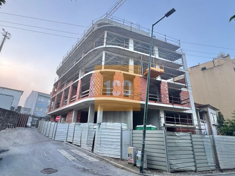 Apartment for Sale in Mafamude, Porto 22