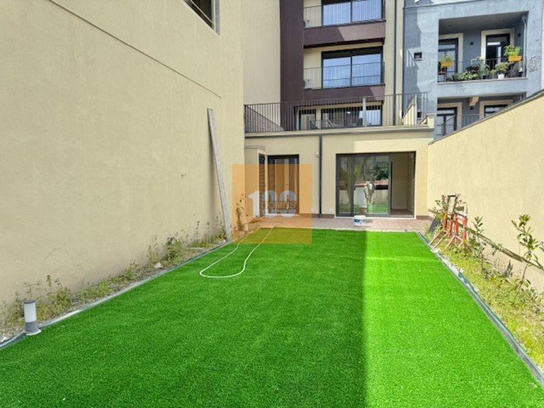 Apartment for Sale in Cedofeita, Santo Ildefonso, Sé, Miragaia, São Nicolau E Vitória, Porto 1