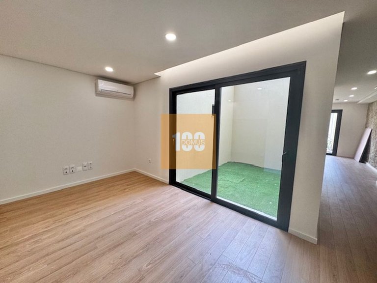 Apartment for Sale in Cedofeita, Santo Ildefonso, Sé, Miragaia, São Nicolau E Vitória, Porto 6
