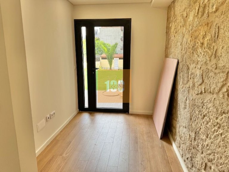 Apartment for Sale in Cedofeita, Santo Ildefonso, Sé, Miragaia, São Nicolau E Vitória, Porto 13