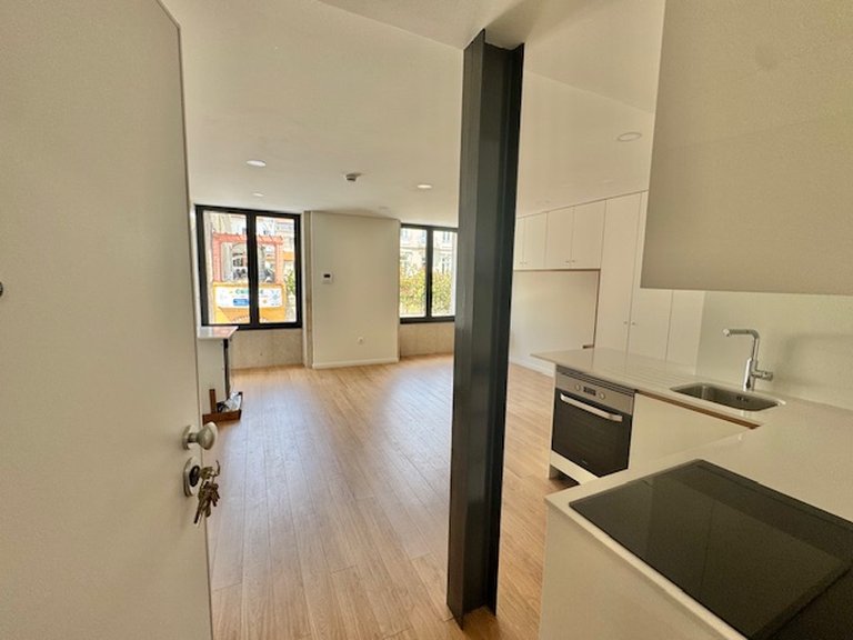 Apartment for Sale in Bonfim, Porto 1