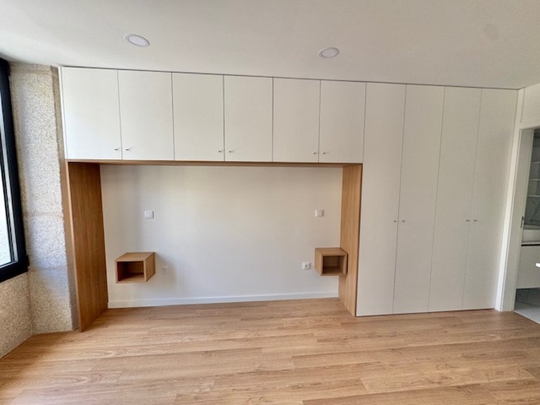 Apartment for Sale in Bonfim, Porto 5