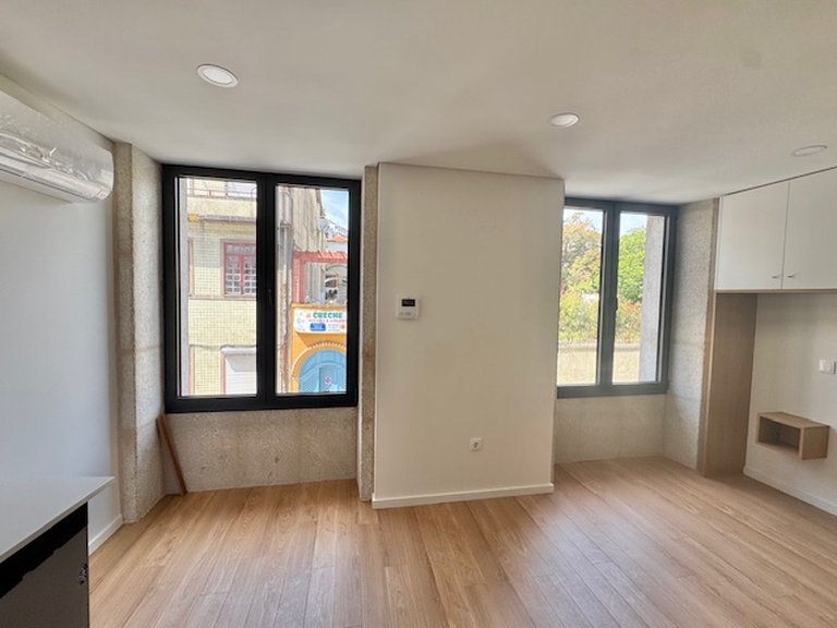 Apartment for Sale in Bonfim, Porto 6