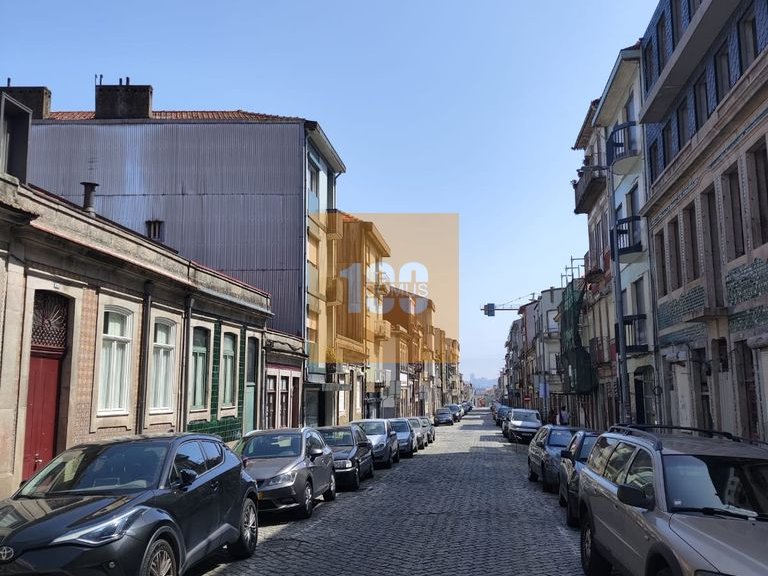 Apartment for Sale in Bonfim, Porto 25