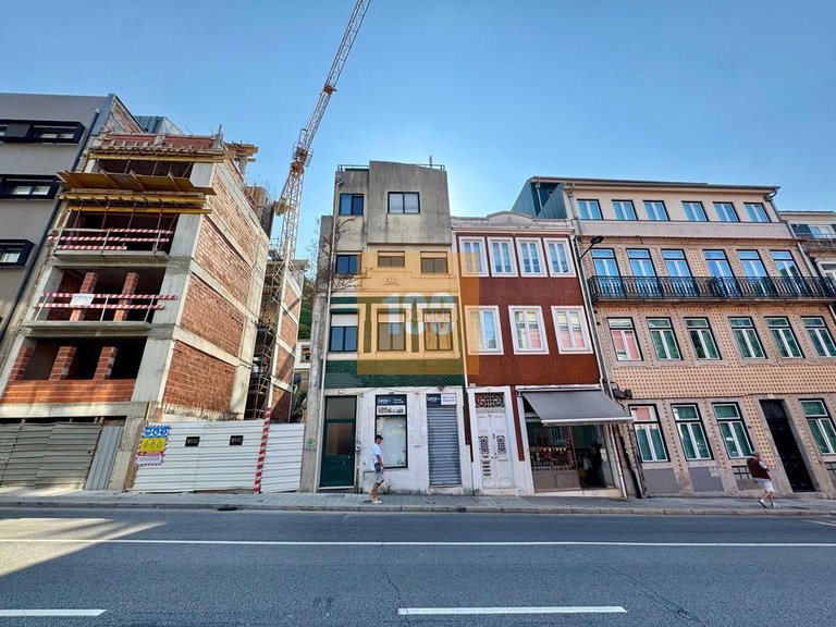 Commercial for Sale in Cedofeita, Santo Ildefonso, Sé, Miragaia, São Nicolau E Vitória, Porto 2