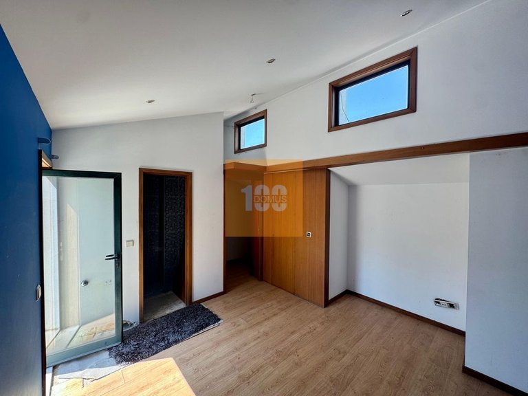 Commercial for Sale in Cedofeita, Santo Ildefonso, Sé, Miragaia, São Nicolau E Vitória, Porto 13