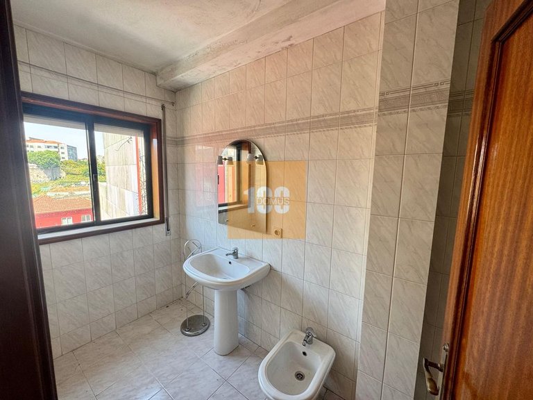 Commercial for Sale in Cedofeita, Santo Ildefonso, Sé, Miragaia, São Nicolau E Vitória, Porto 34
