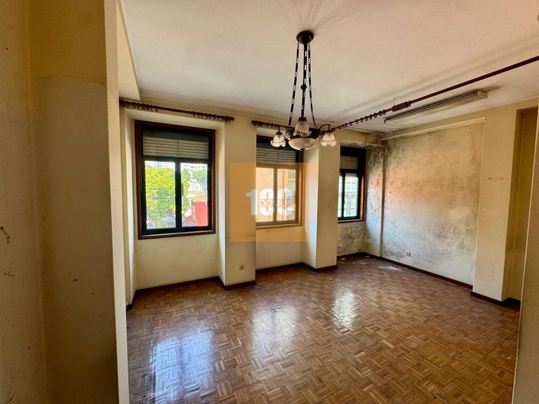 Commercial for Sale in Cedofeita, Santo Ildefonso, Sé, Miragaia, São Nicolau E Vitória, Porto 40