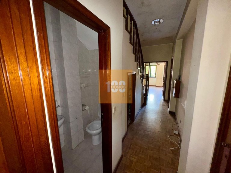 Commercial for Sale in Cedofeita, Santo Ildefonso, Sé, Miragaia, São Nicolau E Vitória, Porto 46