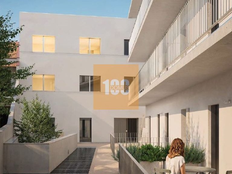 Apartment for Sale in Campanhã, Porto 1