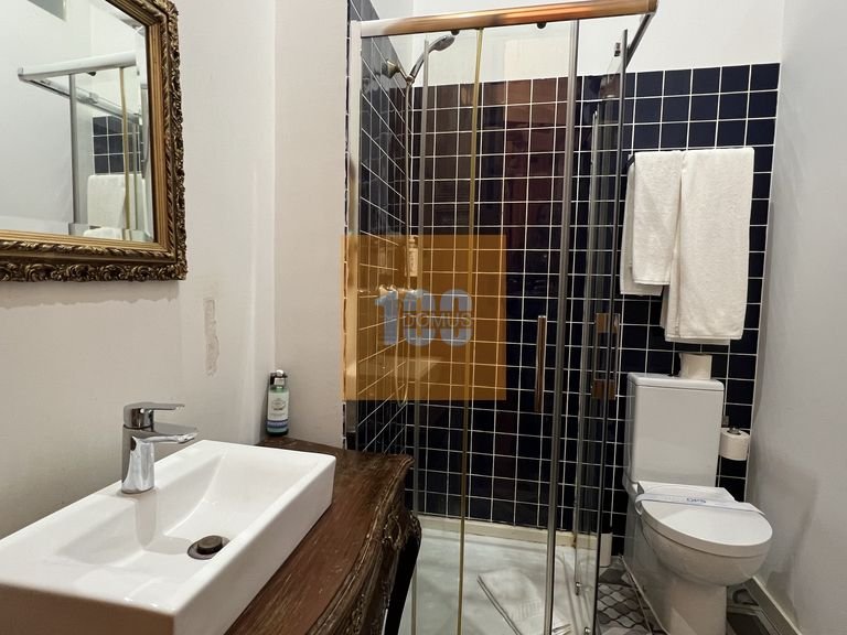 Commercial for Sale in Bonfim, Porto 27