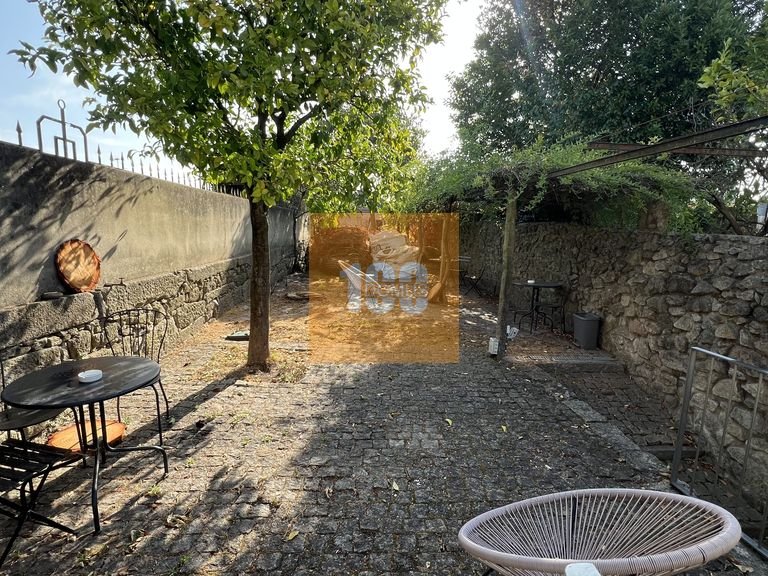 Commercial for Sale in Bonfim, Porto 39