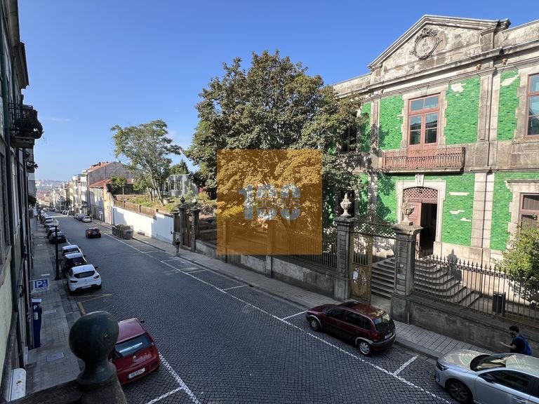 Commercial for Sale in Bonfim, Porto 43