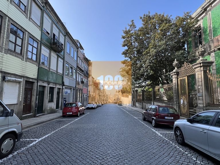 Commercial for Sale in Bonfim, Porto 45