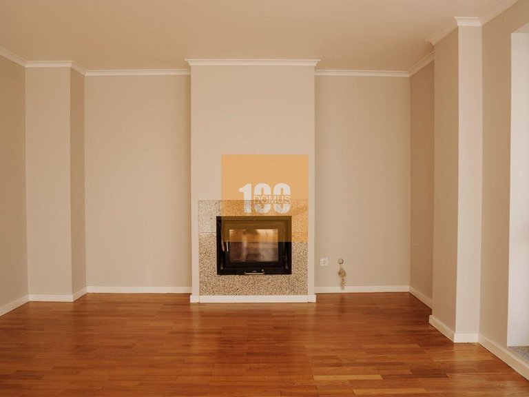 Apartment for Sale in Ramalde, Porto 7
