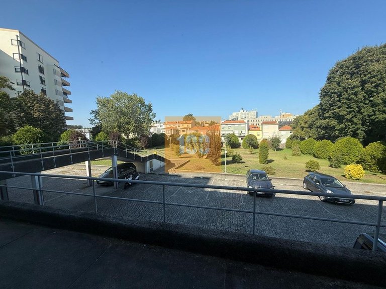 Commercial for Sale in Cedofeita, Santo Ildefonso, Sé, Miragaia, São Nicolau E Vitória, Porto 25