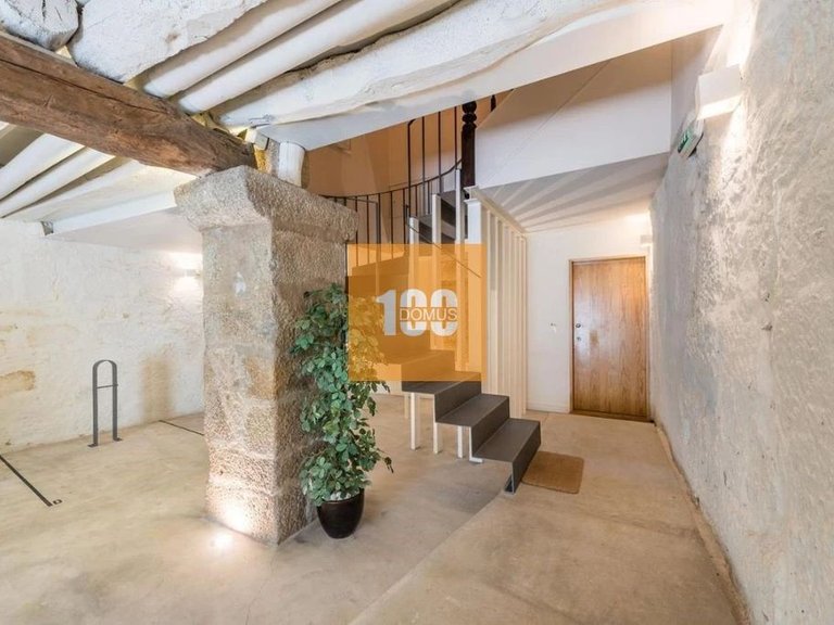 Apartment for Sale in Cedofeita, Santo Ildefonso, Sé, Miragaia, São Nicolau E Vitória, Porto 2