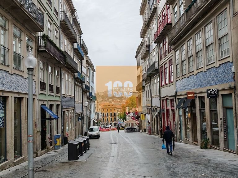 Commercial for Sale in Cedofeita, Santo Ildefonso, Sé, Miragaia, São Nicolau E Vitória, Porto 4