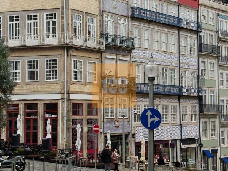 Commercial for Sale in Cedofeita, Santo Ildefonso, Sé, Miragaia, São Nicolau E Vitória, Porto 10