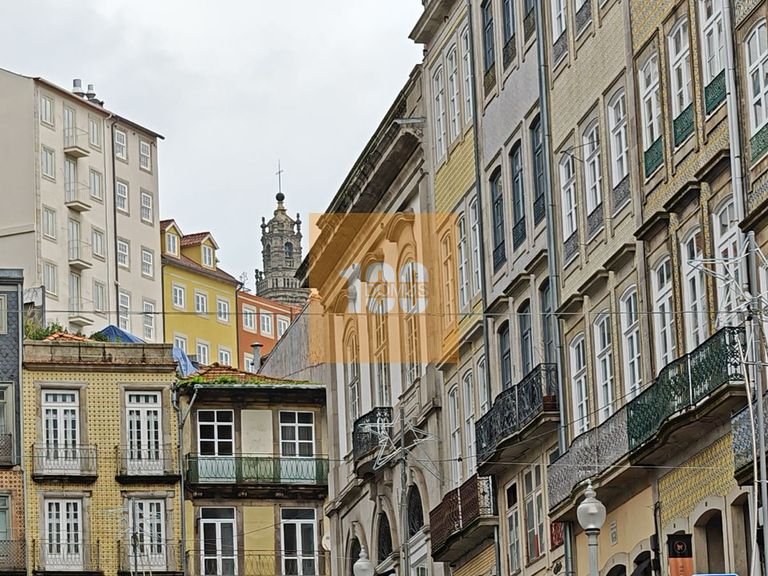 Commercial for Sale in Cedofeita, Santo Ildefonso, Sé, Miragaia, São Nicolau E Vitória, Porto 11