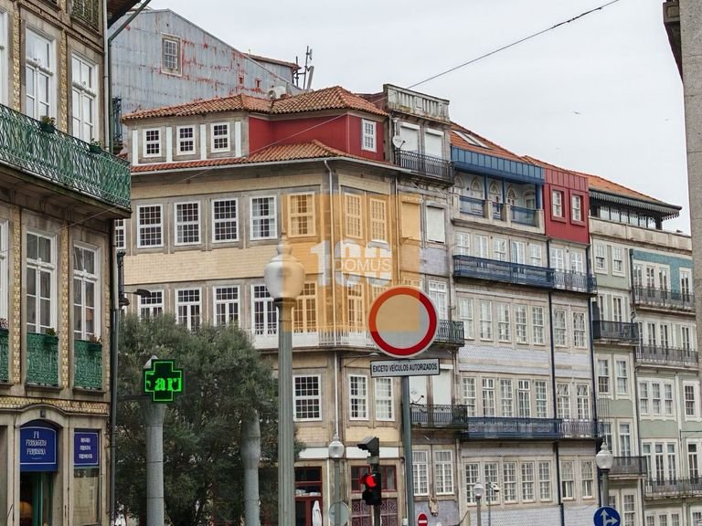 Commercial for Sale in Cedofeita, Santo Ildefonso, Sé, Miragaia, São Nicolau E Vitória, Porto 17
