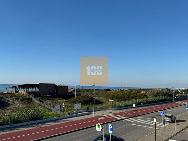 Apartment for Sale in Valadares, Porto 32