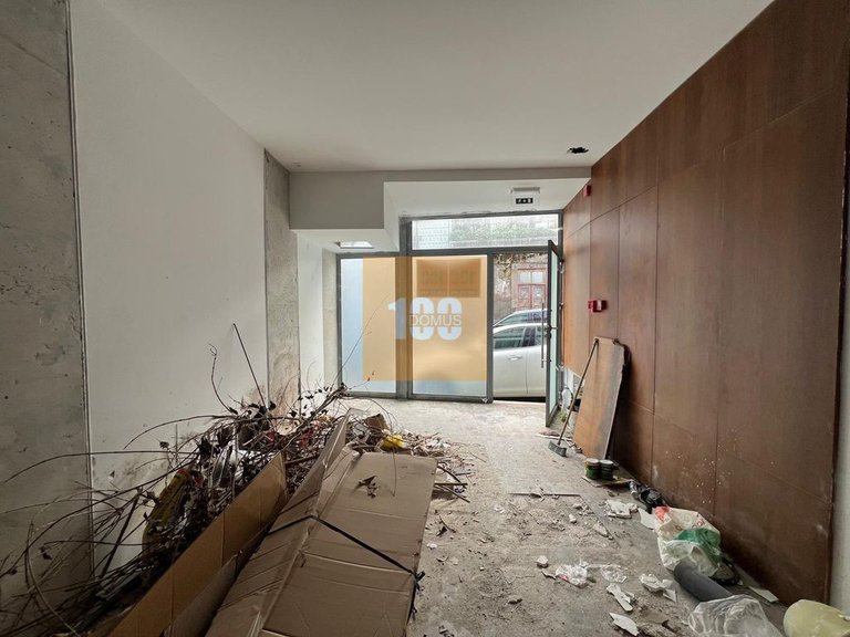 Commercial for Sale in Bonfim, Porto 11