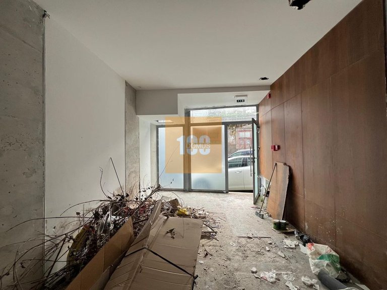 Commercial for Sale in Bonfim, Porto 12
