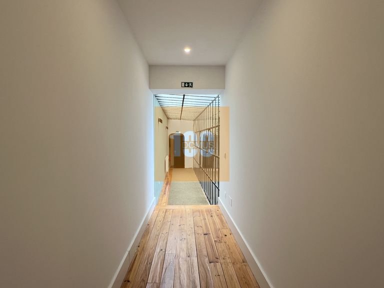 Apartment for Sale in Bonfim, Porto 9