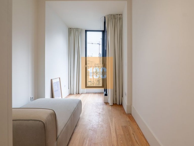 Apartment for Sale in Cedofeita, Santo Ildefonso, Sé, Miragaia, São Nicolau E Vitória, Porto 9