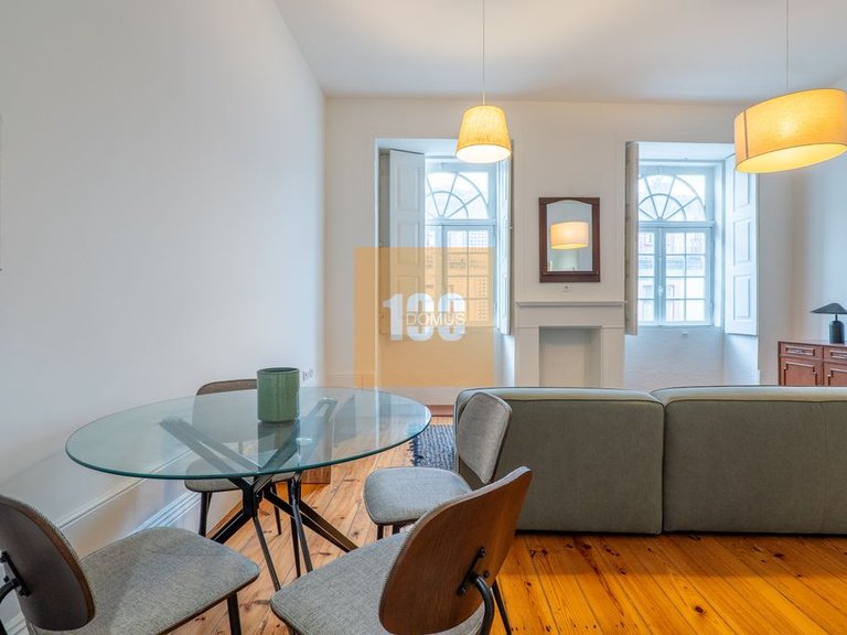 Apartment for Sale in Cedofeita, Santo Ildefonso, Sé, Miragaia, São Nicolau E Vitória, Porto 2