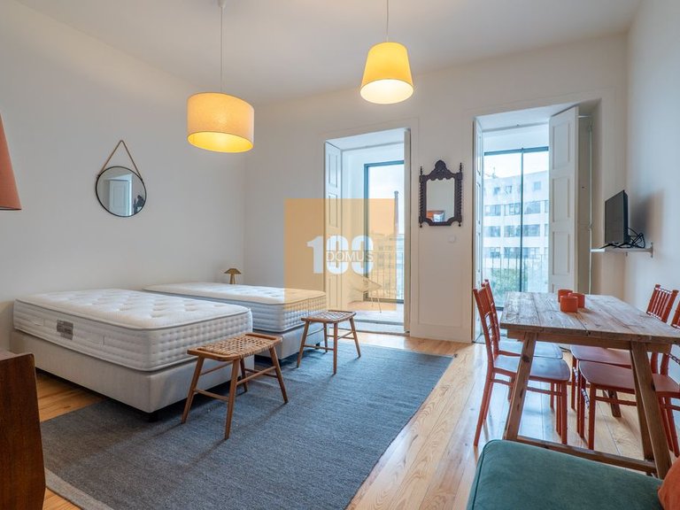 Apartment for Sale in Cedofeita, Santo Ildefonso, Sé, Miragaia, São Nicolau E Vitória, Porto 2