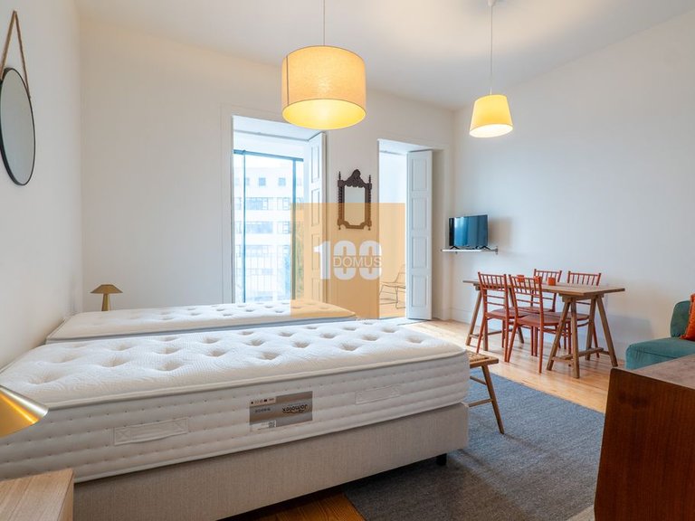 Apartment for Sale in Cedofeita, Santo Ildefonso, Sé, Miragaia, São Nicolau E Vitória, Porto 5
