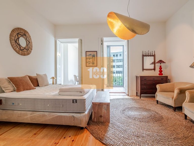 Apartment for Sale in Cedofeita, Santo Ildefonso, Sé, Miragaia, São Nicolau E Vitória, Porto 1