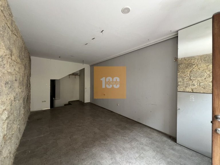Commercial for Sale in Cedofeita, Santo Ildefonso, Sé, Miragaia, São Nicolau E Vitória, Porto 10