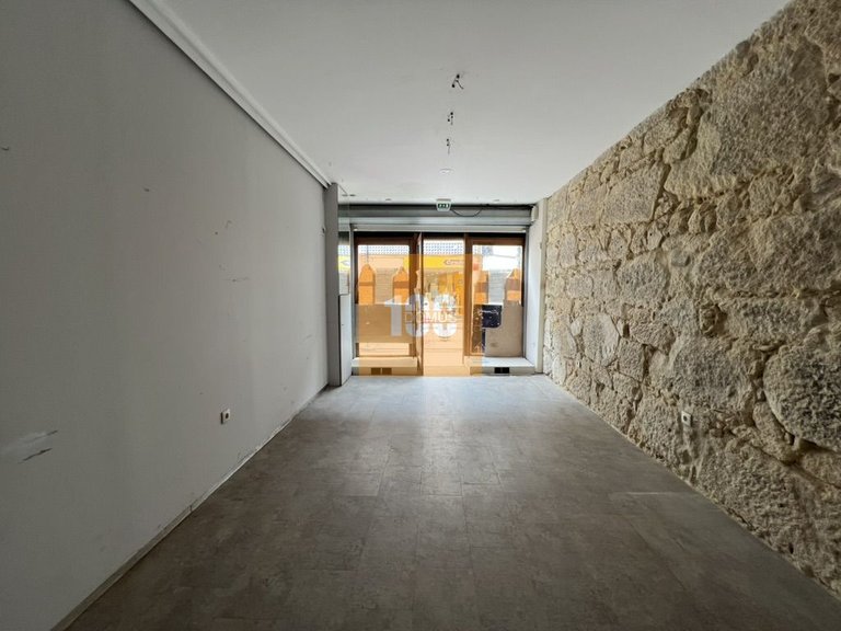 Commercial for Sale in Cedofeita, Santo Ildefonso, Sé, Miragaia, São Nicolau E Vitória, Porto 11