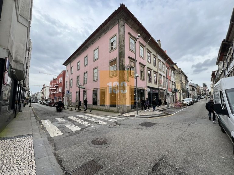 Commercial for Sale in Cedofeita, Santo Ildefonso, Sé, Miragaia, São Nicolau E Vitória, Porto 23