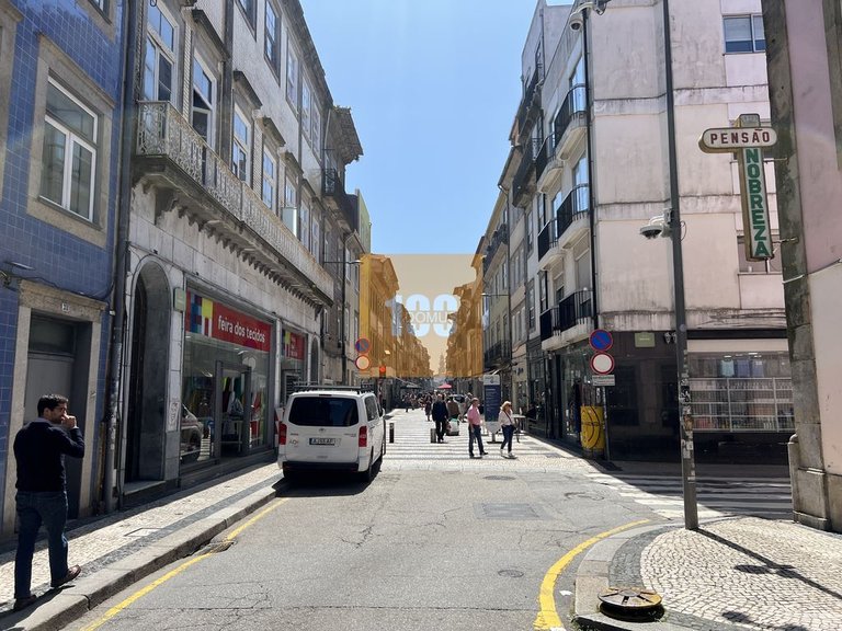 Commercial for Sale in Cedofeita, Santo Ildefonso, Sé, Miragaia, São Nicolau E Vitória, Porto 25