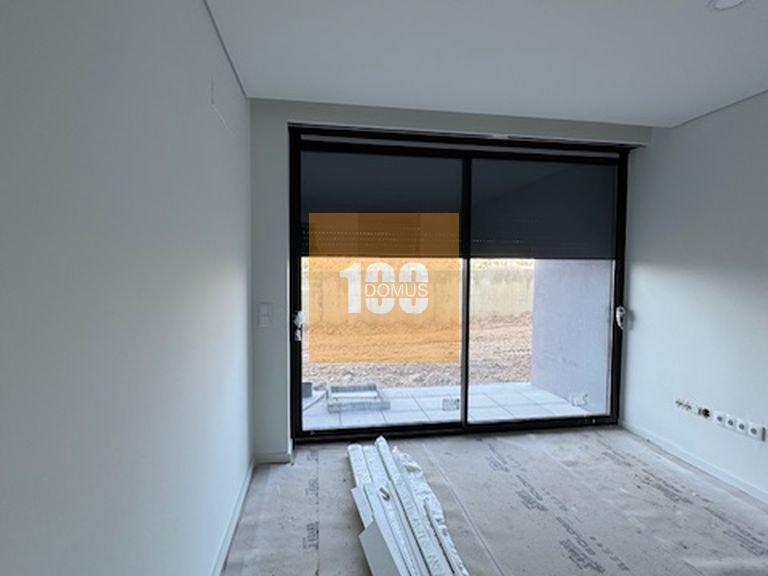 Apartment for Sale in São Mamede De Infesta, Porto 19